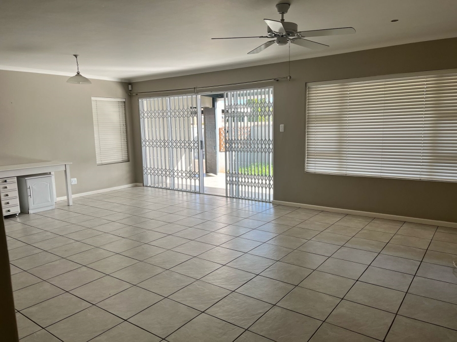 To Let 3 Bedroom Property for Rent in Top Town Eastern Cape